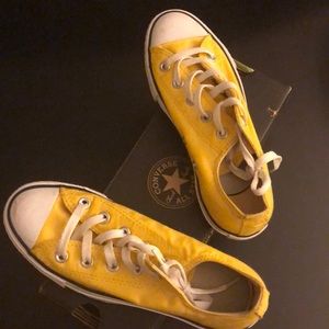 Yellow converse